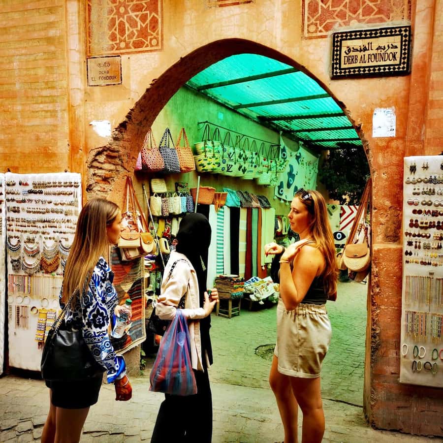Marrakech Inviting shop around with your local guide - How the Guide Helps You Shop Without Getting Worn Out