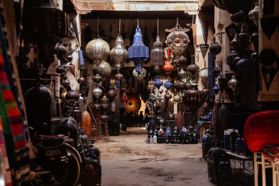 Marrakech: Live Like a Local Private Tour with Tea and Snack - Comfort Rules: Shoes, Footsteps, and Pace