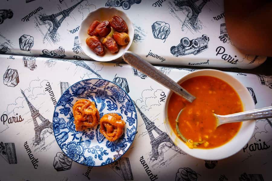 Marrakech: Local Food Tasting Tour with a Guide - Small group pacing, and why the guide matters