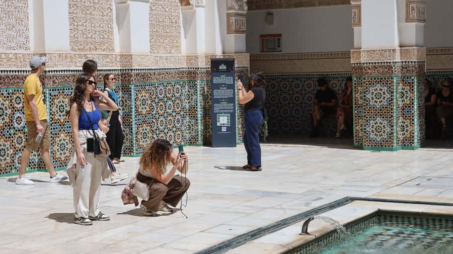 Marrakech: Madrassa Ben Youssef, Secret Garden & Medina Tour - UNESCO Medina wandering and shopping with intention