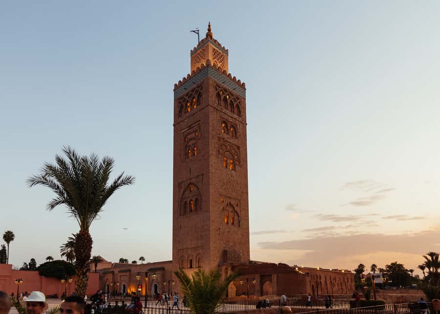 Marrakech Magic 2.5-Hour Private Night-Time Tour - Jemaa el-Fna at night: sound, performers, and the food you can smell