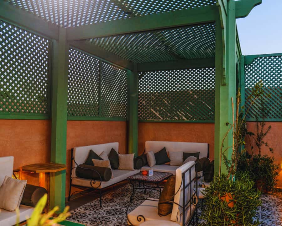 Marrakech: Medina Visit Rooftop Views & Traditional Dining - Rooftop Café Des Épices and Rooftop Café de France: Your Soft-Drink Reset