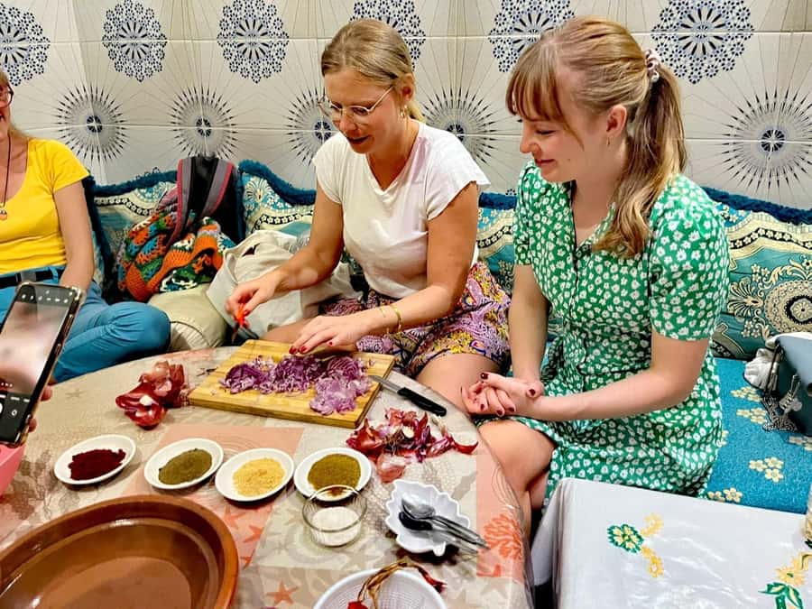 Marrakech: Moroccan Cuisine Cooking Class in Local Home - Moroccan bread: the part that makes the meal feel real