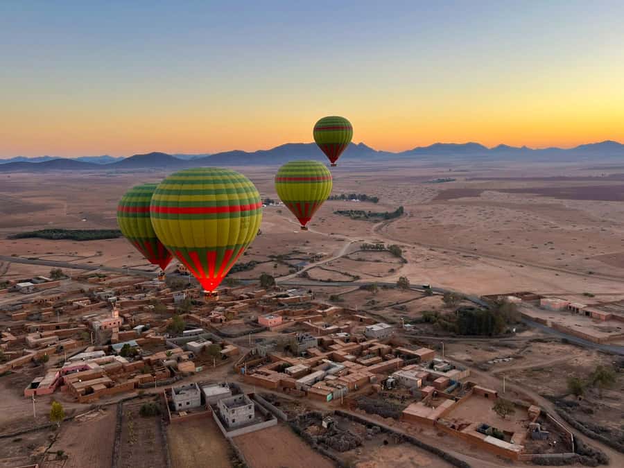 Marrakech: Private Hot Air Balloon Flight - One Hour Aloft, 15 to 25 km of Morocco in Motion