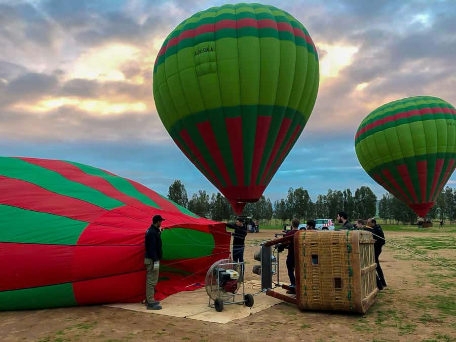 Marrakech: Private Hot Air Balloon Flight - Fruit Juice and Moroccan Pastry During the Flight
