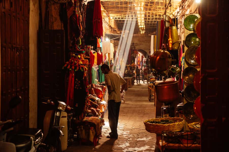 Marrakech: Private Souks Tour with Tea and Traditional Snack - Price and value for a 3.5-hour private souks tour
