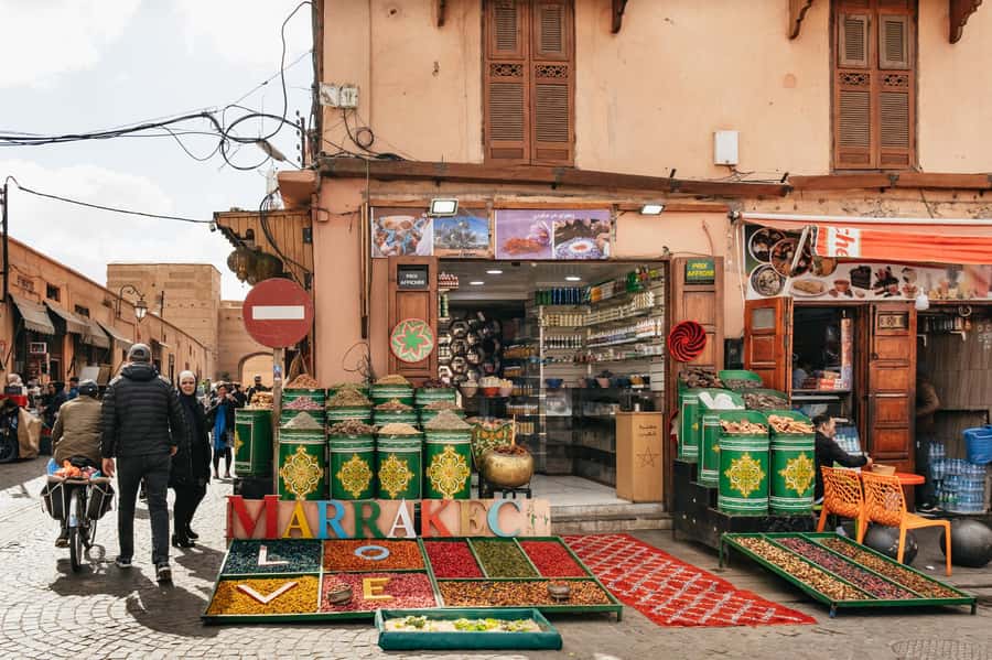Marrakech: Saadian Tombs & Bahia Palace, Medina Guided Tour - Key things I’d circle before you go