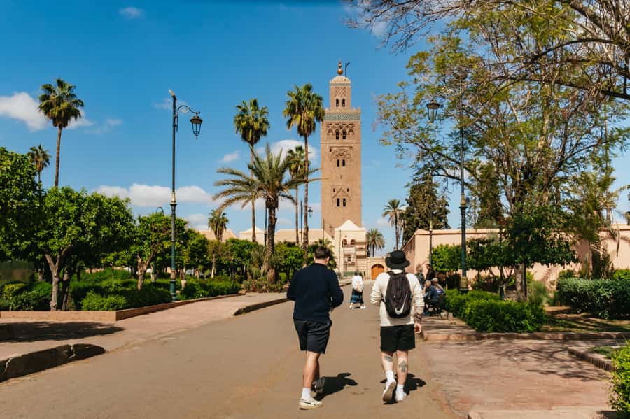 Marrakech: Saadian Tombs & Bahia Palace, Medina Guided Tour - Koutoubia Mosque, Bab Agnaou, and Kasba: your first architectural clues