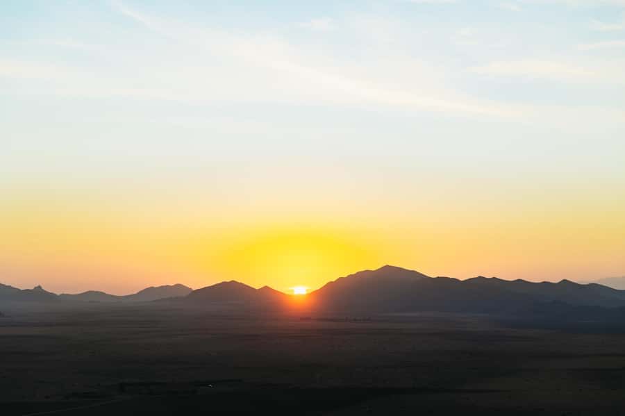 Marrakech: Shared Balloon Flight with Tea - The flight itself: one hour, 9 to 15 miles, and real bird-eye views