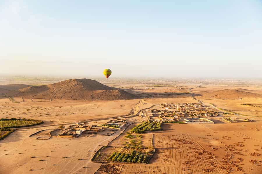 Marrakech: Shared Balloon Flight with Tea - After landing: mint tea and fresh bread with a Berber family