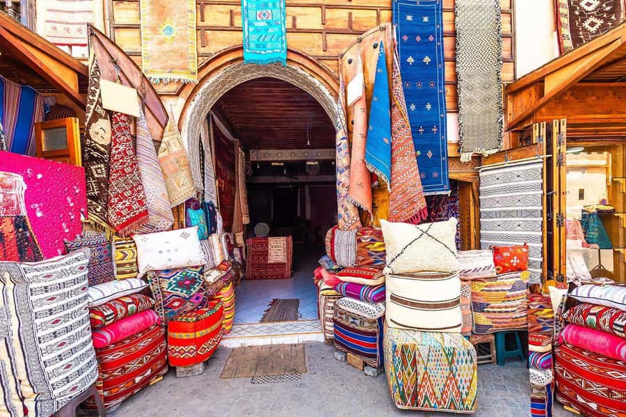 Marrakech & Souk Shopping Tour. - The 2.5-hour plan: Medina streets plus Souk Semmarine shopping time