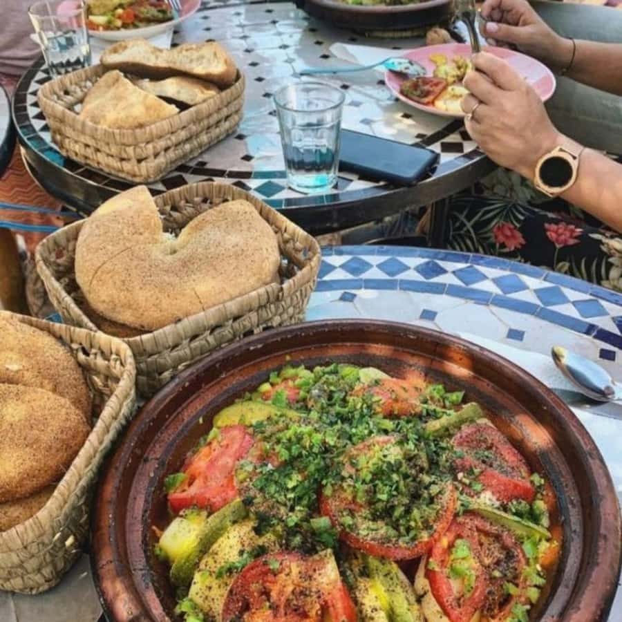 Marrakech: Tedli Summit Atlas Mountains Day Hike & Lunch - Reaching Mount Tedli (2,600m): the summit moment