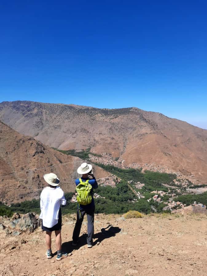 Marrakech: Tedli Summit Atlas Mountains Day Hike & Lunch - Lunch with a view, then warm harira or bissara