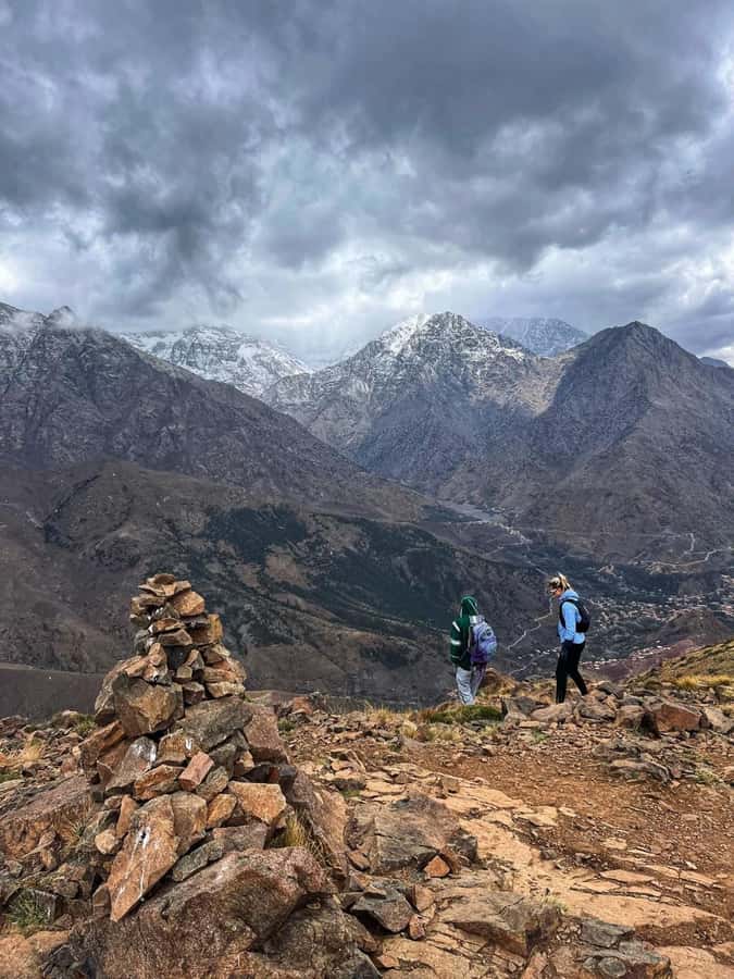 Marrakech: Tedli Summit Atlas Mountains Day Hike & Lunch - How hard is it, and what should you bring?