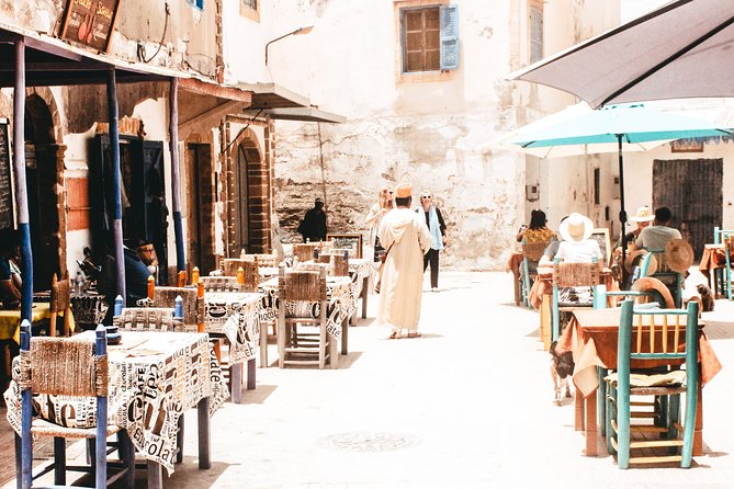 Marrakech to Essaouira: Private Tour - Dress Code and What to Pack for a Smart-Casual Seaside Day