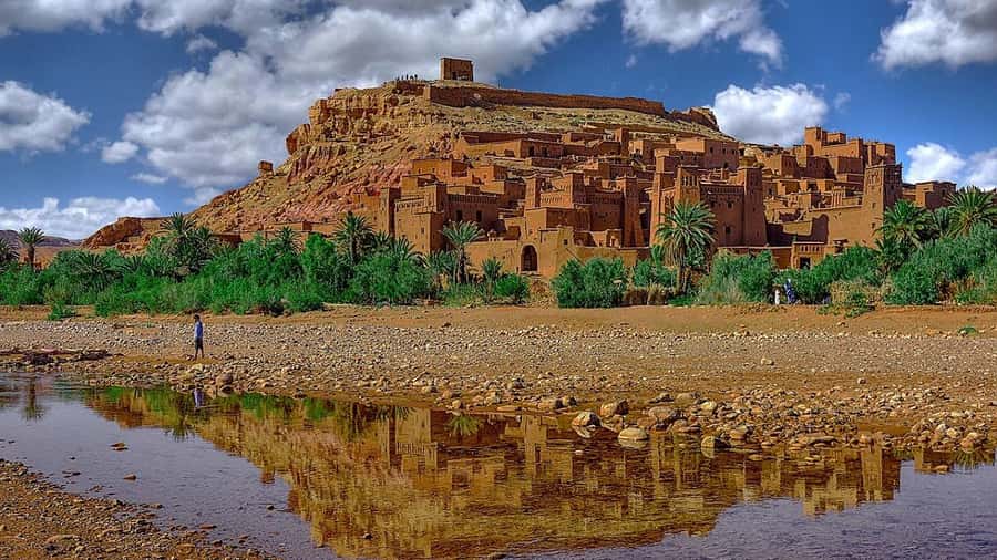 Marrakech to Zagora:2-Day Luxury Sahara Tour with Camel Ride - Day 1 continues: Ouarzazate passing stops, Drâa Valley vibes, then Zagora
