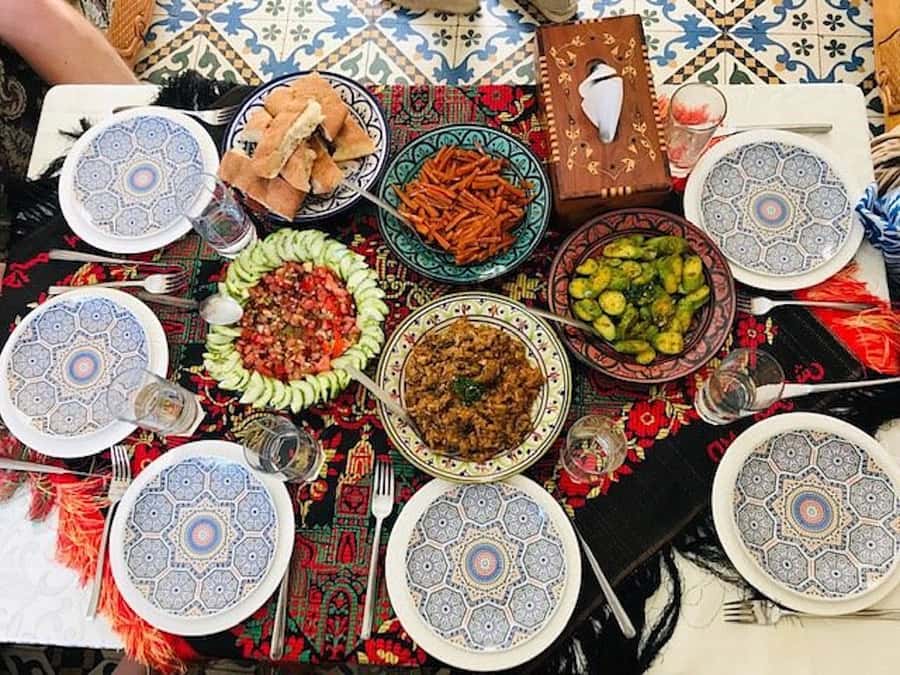 Marrakech: Traditional Moroccan Cooking Class & Market Visit - Group size, timing, and how it feels inside the riad