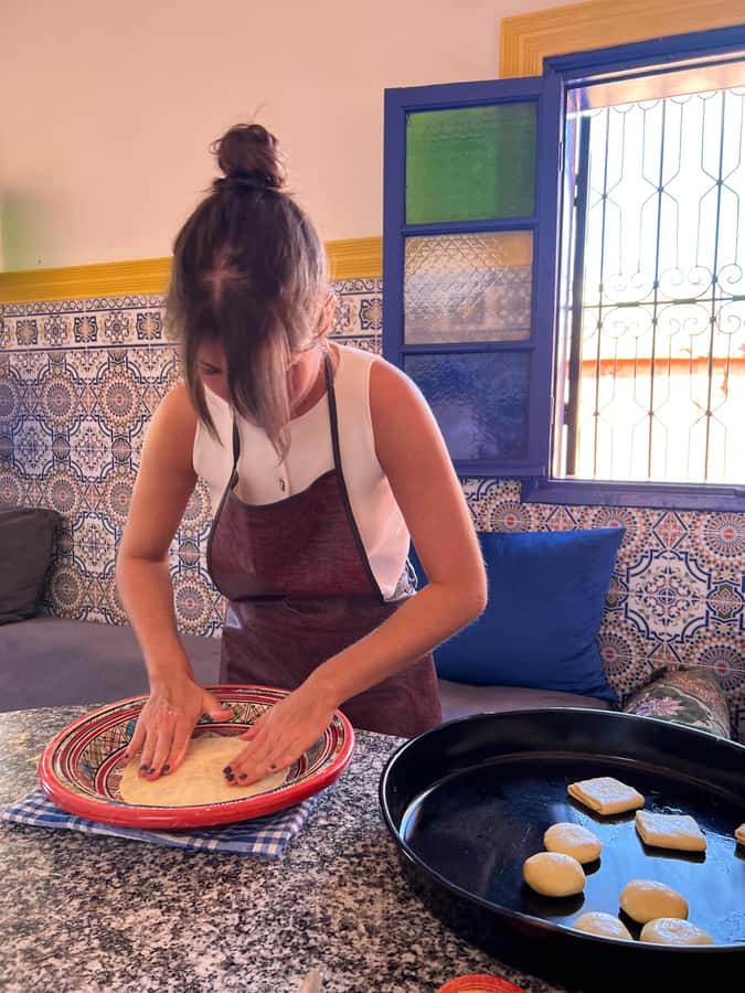 Marrakech: Traditional Moroccan Crepes & Bread Cooking Class - What you taste, and how the meal ties it together
