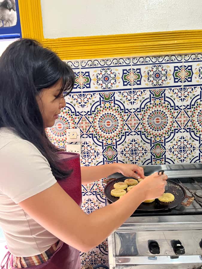 Marrakech: Traditional Moroccan Crepes & Bread Cooking Class - Practical tips that make the class easier