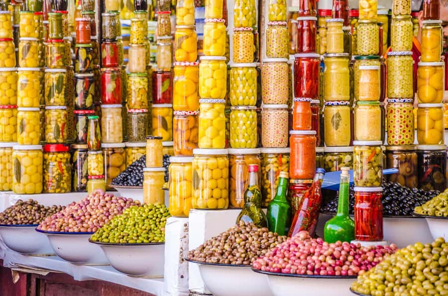 Marrakech: Vibrant Souks, Local Artisans & Medina Experience - Riad Zitoun el Jdid: antiques, spices, and woven rugs