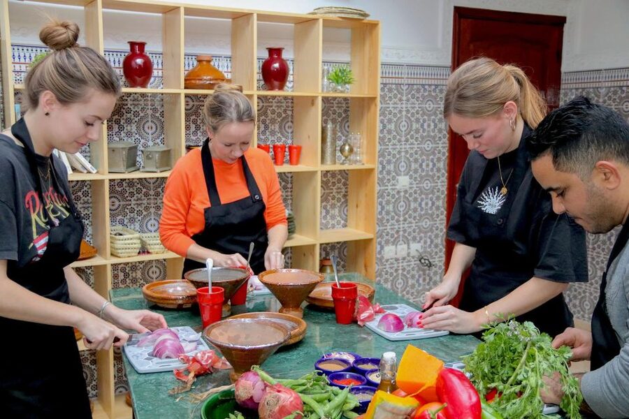 Marrakesh: Moroccan Dishes Cooking Class with a Local Chef - Price, Time, and Group Size: The Value Math