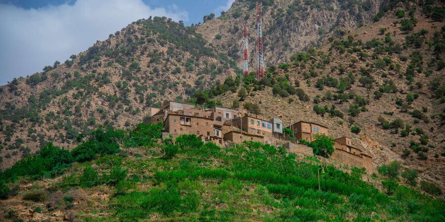Marrakesh: Ourika Waterfalls, Atlas Mountains, Guide + Lunch - Who to ask for help on the hike, and how to make the day easier
