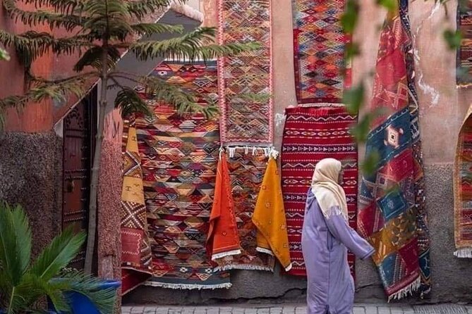 Medina of Marrakech Walking Tour - How the guide turns sights into stories