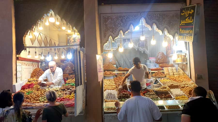 Medina Tasting Tour: Experience Local Street Food & Culture! - Jemaa el Fna orientation snacks, sunset, and the Harira starter