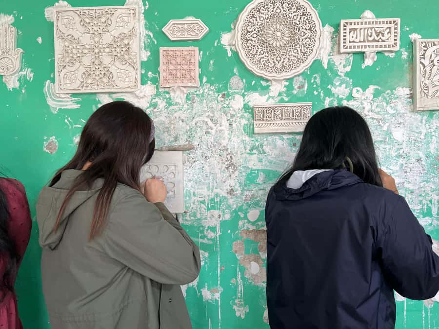 Moroccan Plaster Sculpture Workshop - Key things to know before you carve Moroccan plaster in Fes