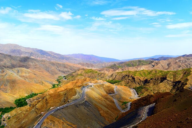Private 4-Day Desert Tour from Marrakech to Zagora & Merzouga - Marrakech to the Atlas Mountains: Tizi n Tichka day one starts strong