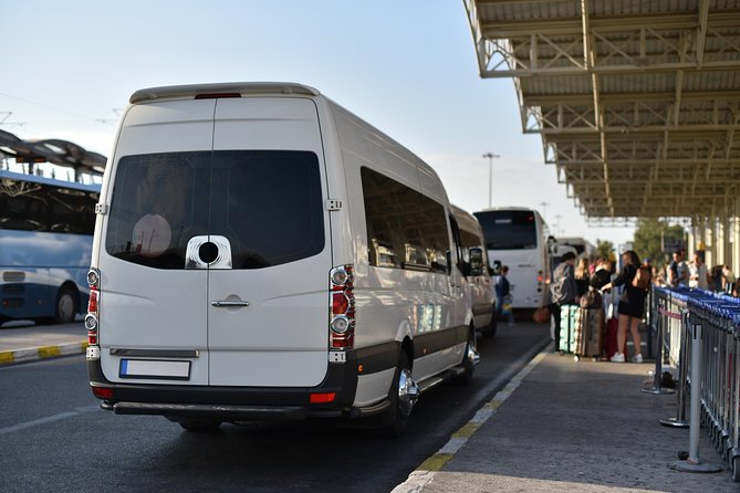 Private Departure Transfer: Casablanca Hotel to Casablanca Airport - Air-conditioned Mercedes minivan comfort, and what it fixes