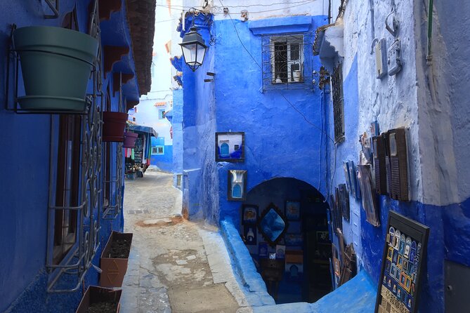 Private full day trip to chefchaouen from Casablanca with lunch - The driver is the real value: calm handling when things get weird