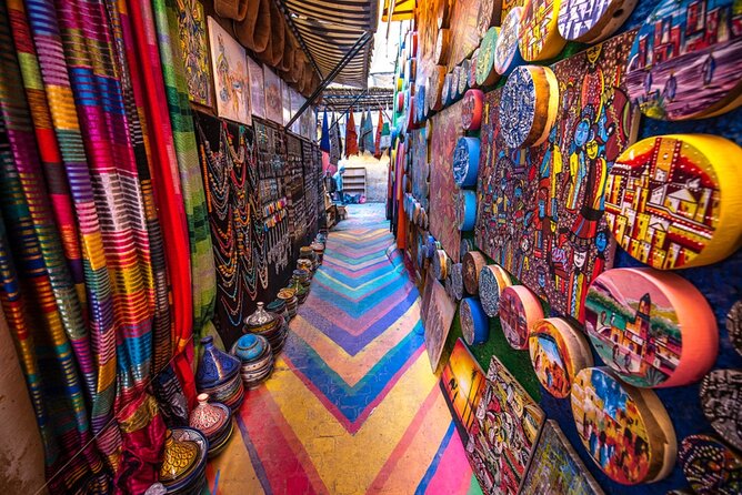 Private guided tour of Fez with lunch from Casablanca - Royal Palace of Fez: Moorish style, huge grounds, short visit