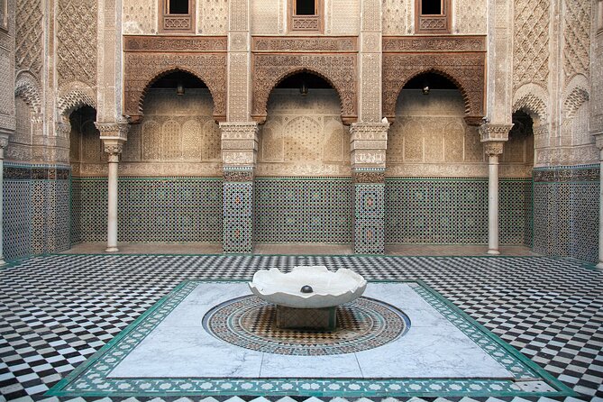 Private Guided Walking Tour in Fez Medina - Religious sites in Fez: what you can see if you are not entering