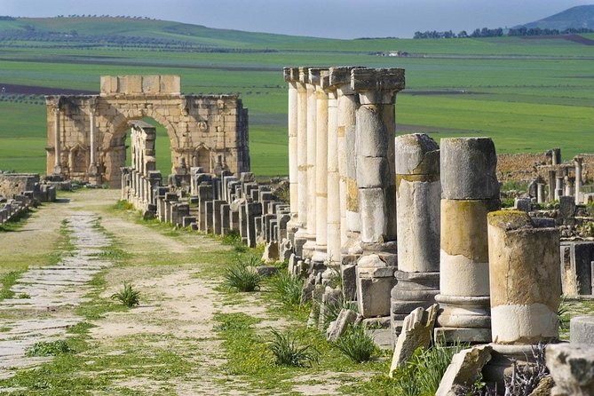 Private Meknes Volubilis -Mouly Idriss day trip from Fez - Moulay Idriss: a living sacred town with limited mosque access