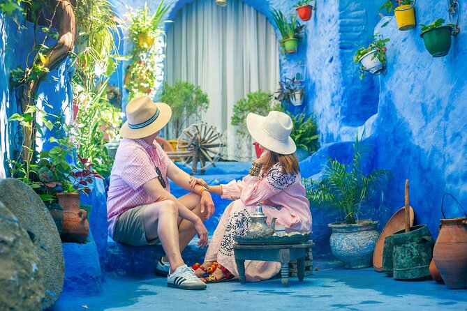 Private photo tour with a local pro photographer - Chefchaouen photos need more than good luck