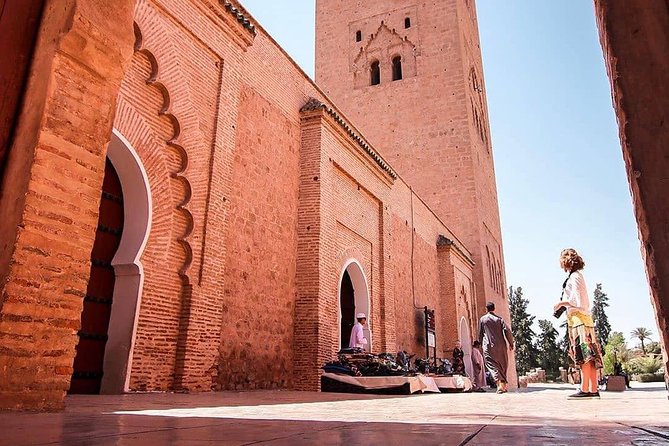 Private Tour: Marrakech Medina By Night - Discovering the Biggest Market Without Losing Your Mind
