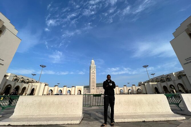 Private Tour of Casablanca with Round Trip Airport Transfer - Churches in Casablanca: La Cathedrale du Sacre Coeur and Notre Dame de Lourdes