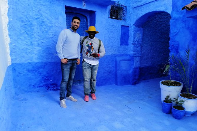 Private walking tour of Chefchaouen (The blue city) - Private tour value: pickup, water, tea, and a photographer