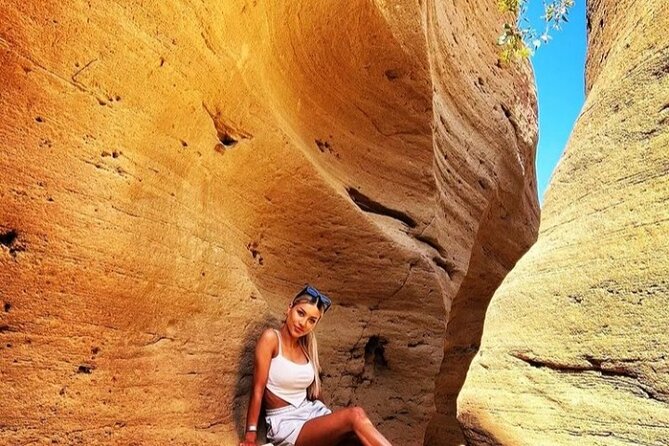 Sandboarding with Panoramic Views of the ocean and Agadir Desert - The real drawback: sand is fun, climbing is work