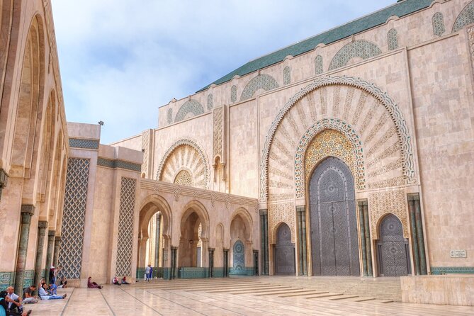 Skip the line Hassan 2 mosque Premium Tour entry ticket included - Skip-the-line entry, what it means at the gate