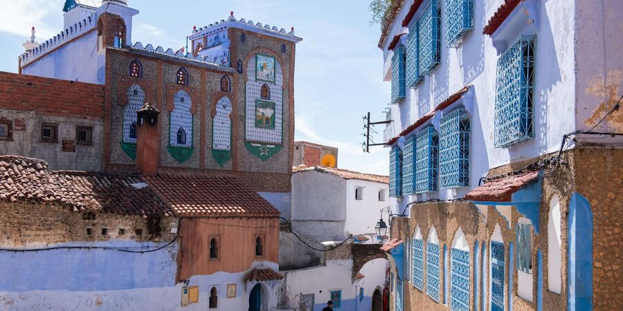 Tangier: Guided Day Trip to Chefchaouen - The blue medina walk: how you actually enjoy it