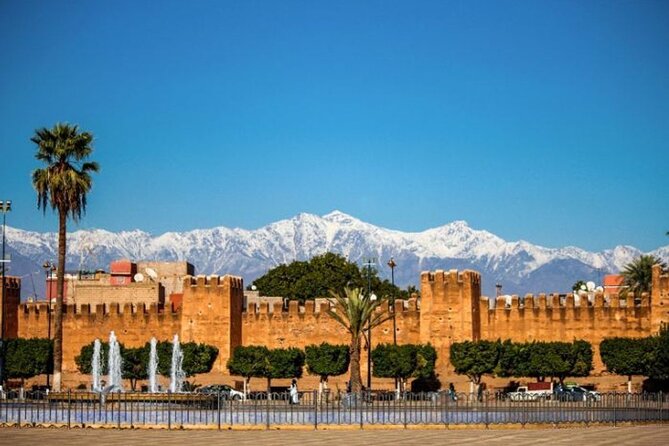 Taroudant half day excursion from Agadir - Asarag Square free time: pictures, street characters, and a final taste of the medina