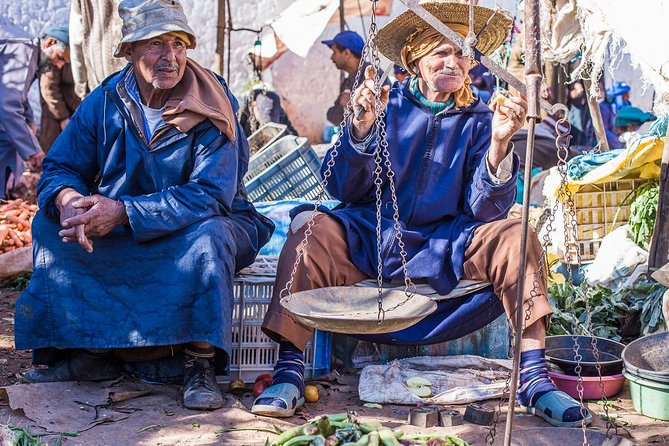 The Sunday Market in Had Draa & Local Food Tasting. - Sunday Market in Had Draa: What This 4-Hour Food Tour Really Feels Like