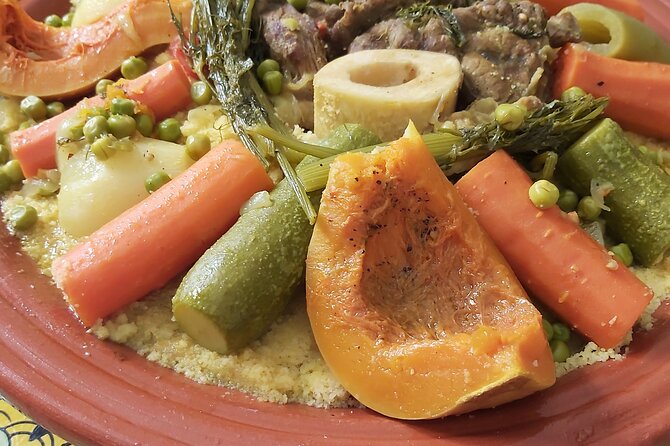 Traditional Moroccan and Berber cooking classes - Getting there, what the meeting point means, and the private setup