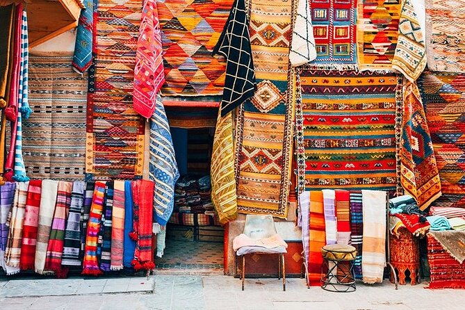 VIP shopping tour in the local souks of Marrakech - Mint tea included: the small pause that helps you shop better