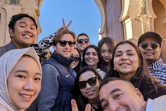 Walking Tour in Old Medina Fez with Official Guide - Meeting at Bab Boujloud: the start point you should not skip