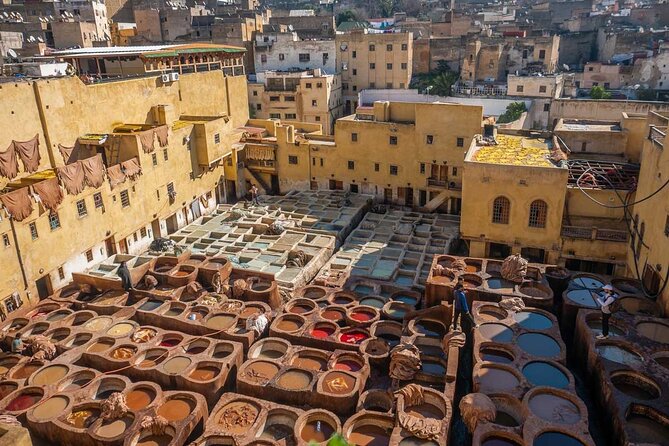 Wonderful Day Tour in Fes: A Historical and Cultural Guided Trip - Kairaouine Mosque: the big history stop in 30 minutes